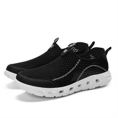 Running shoes spring 2021 new men and women beach shoes breathable sports shoes brand outdoor mesh shoes Slip On sneakers 39 48